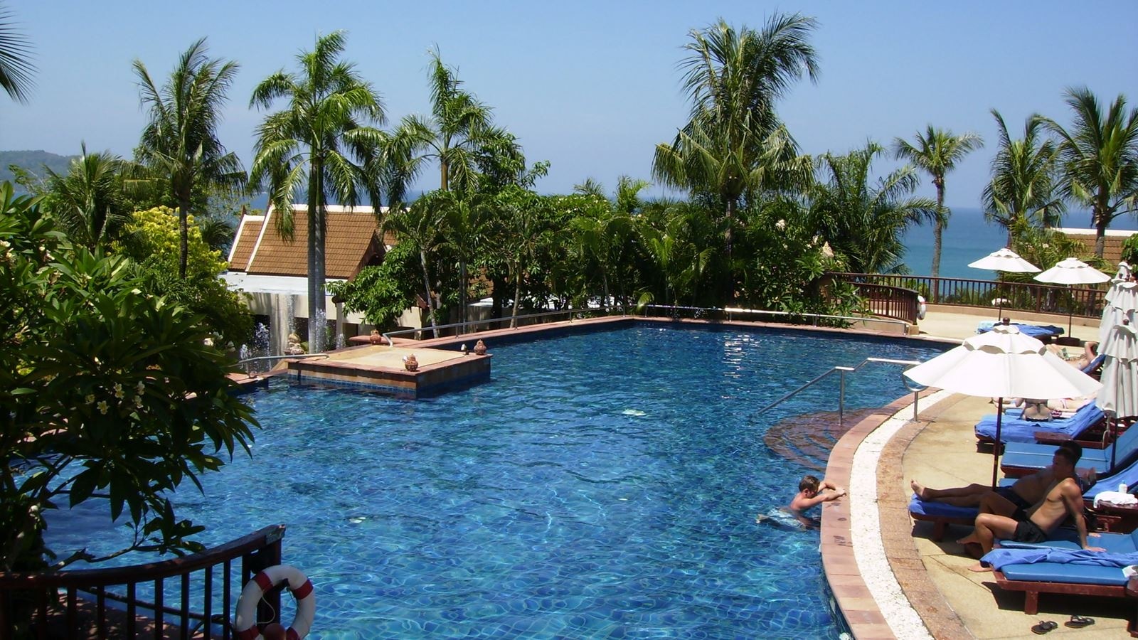 pools-outdoor-pool