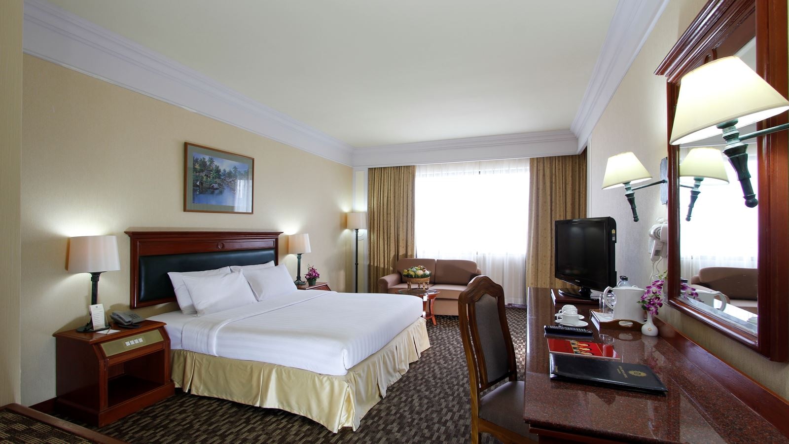 rooms-deluxe-room