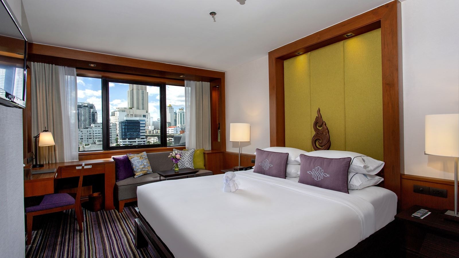 rooms-deluxe-room