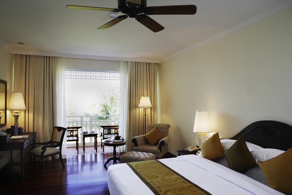 rooms-superior-room