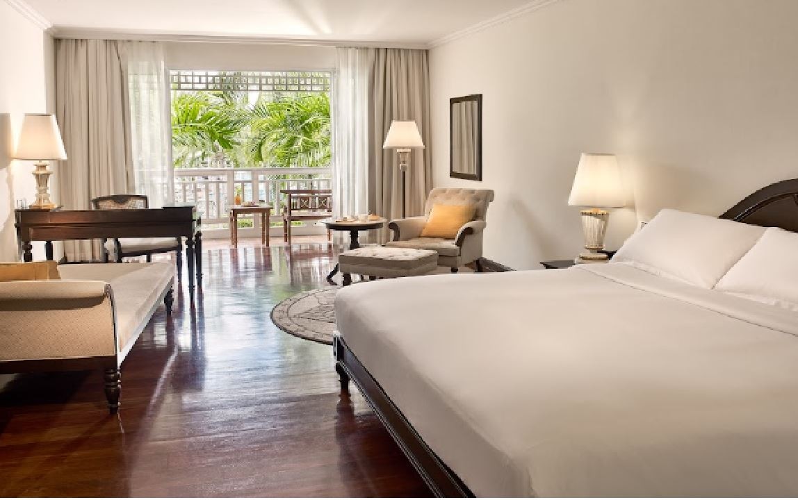 rooms-luxury-room