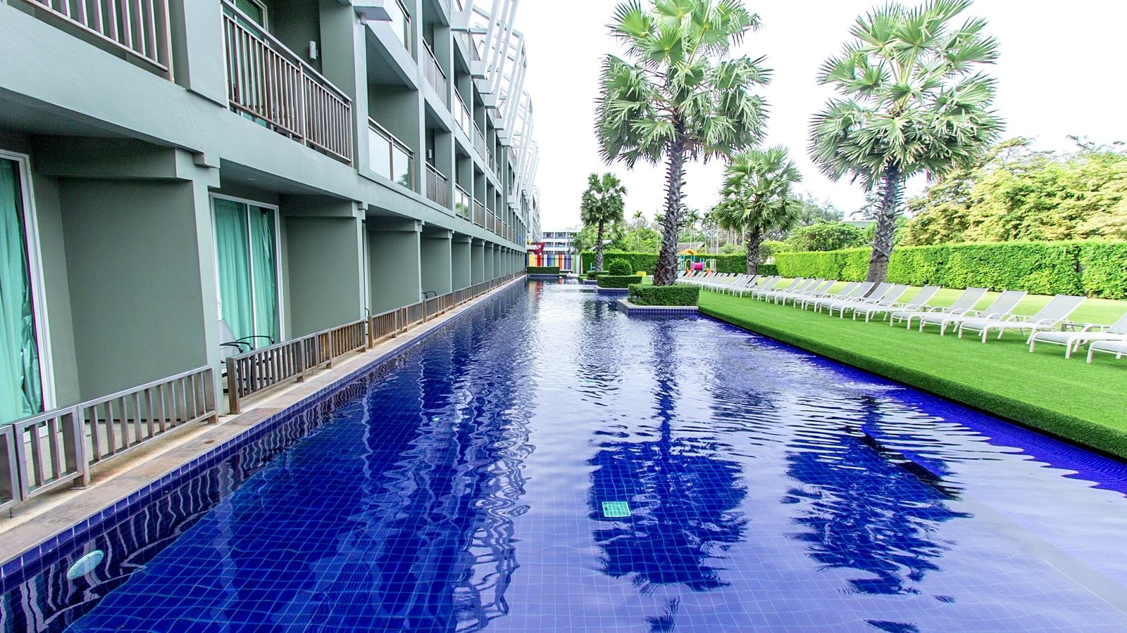 pools-outdoor-pool