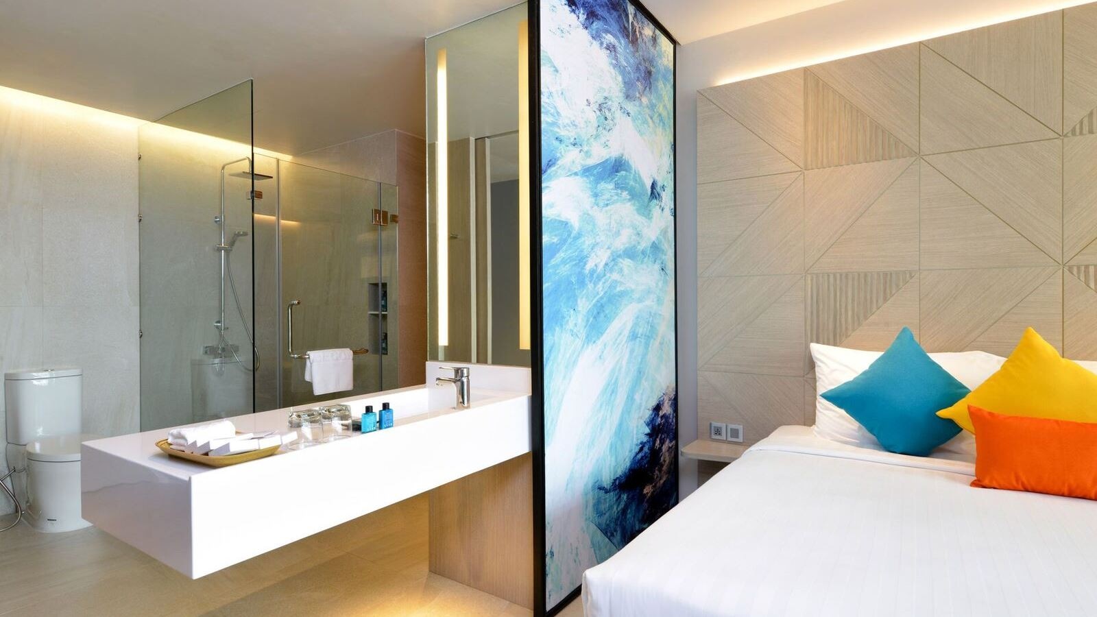 rooms-deluxe-room