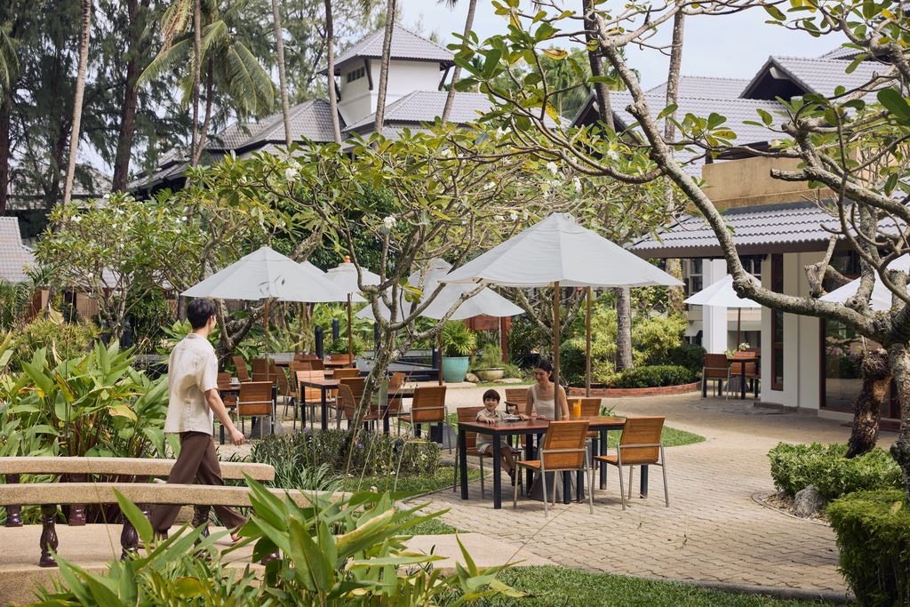 restaurants-laguna-cafe