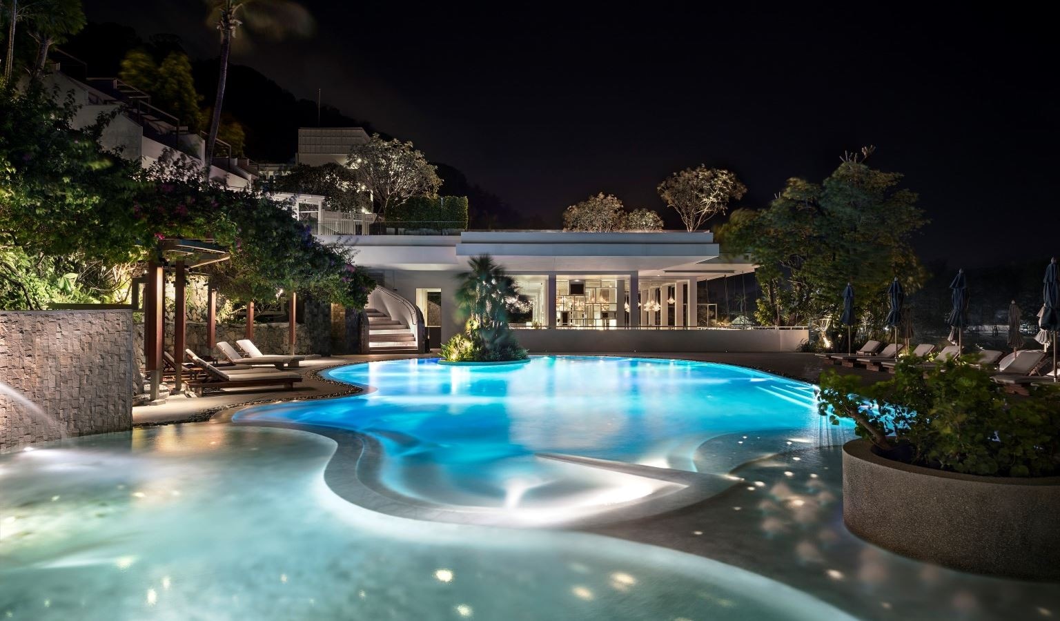 pools-outdoor-pool