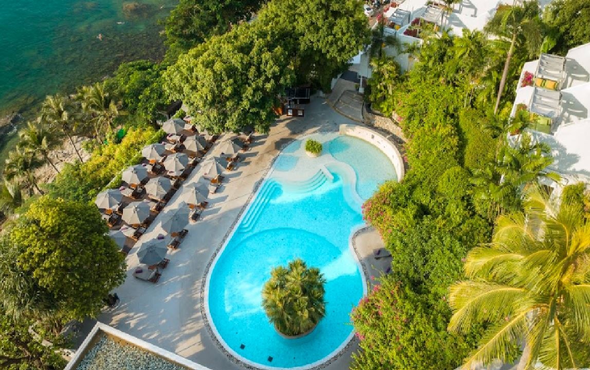 pools-outdoor-pool