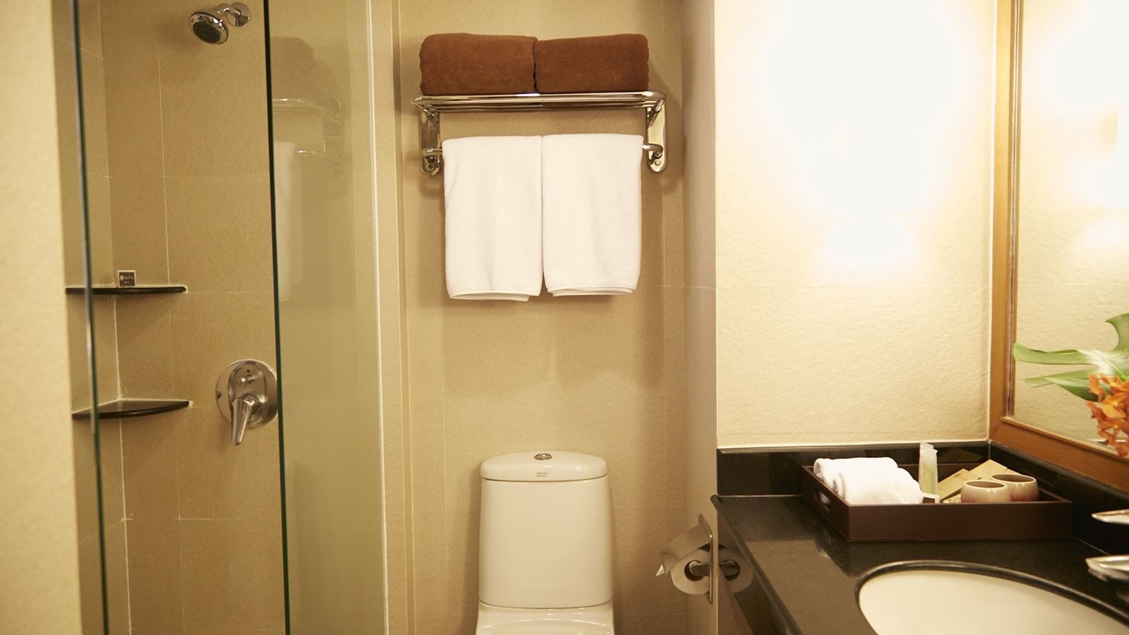 rooms-superior-room
