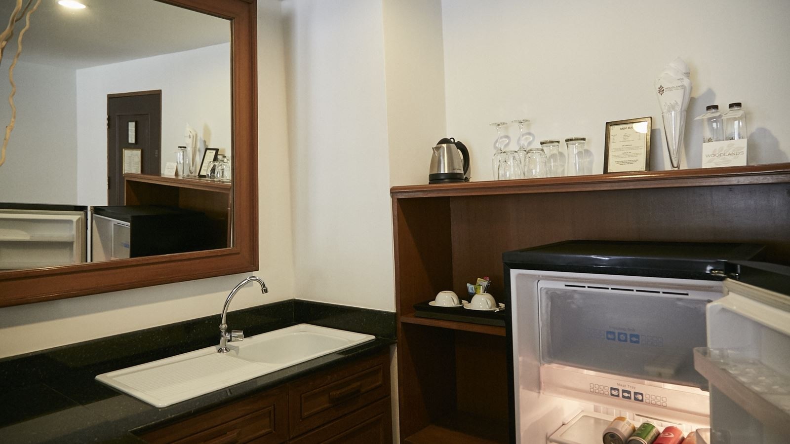 rooms-suite-room