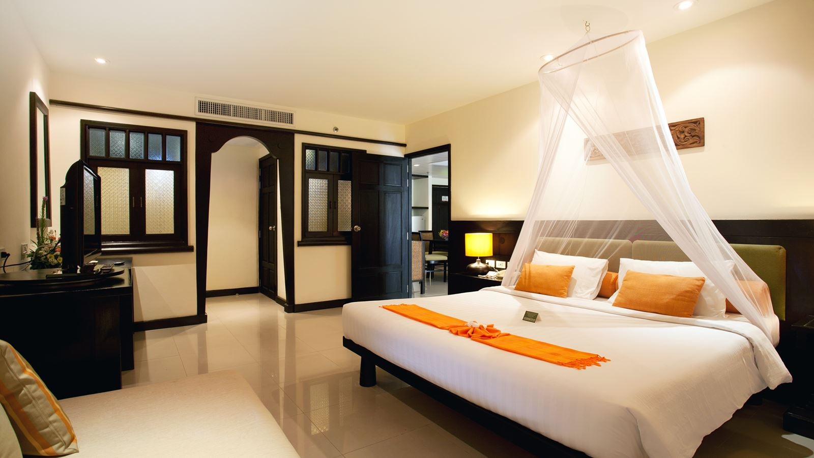 rooms-executive-suite