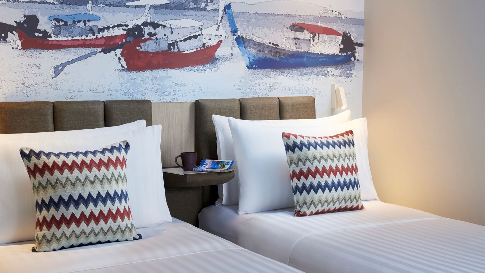 rooms-deluxe-room