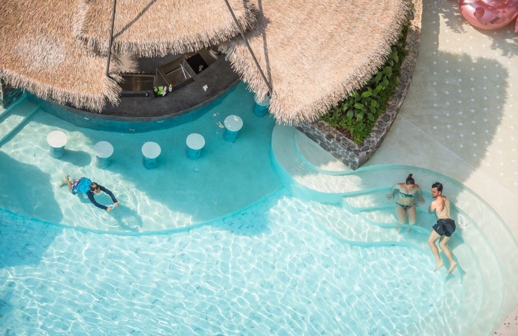pools-outdoor-pool