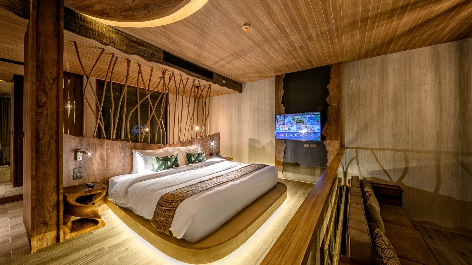 rooms-pool-suite