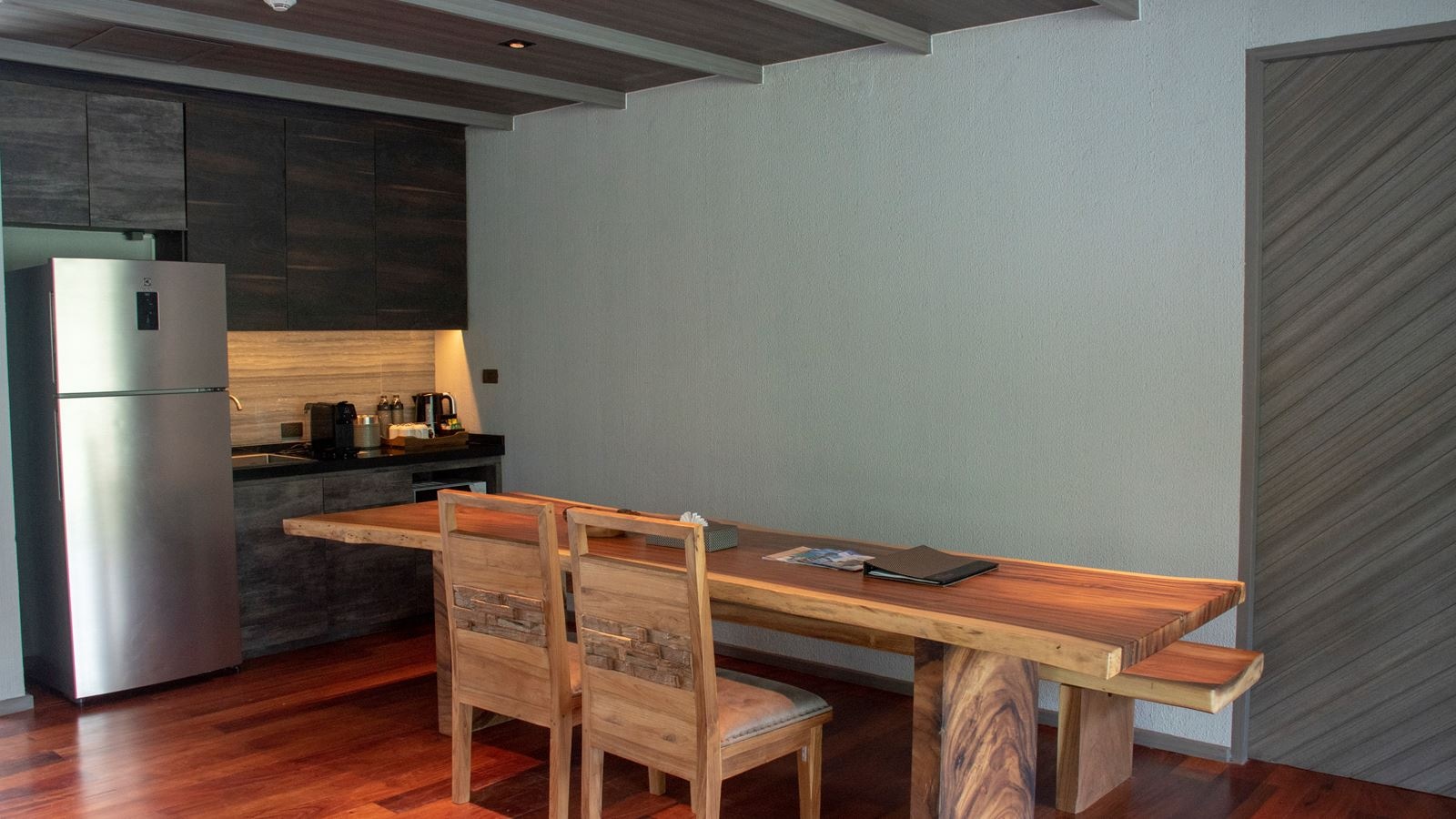 rooms-three-bedrooms-private-pool-villa