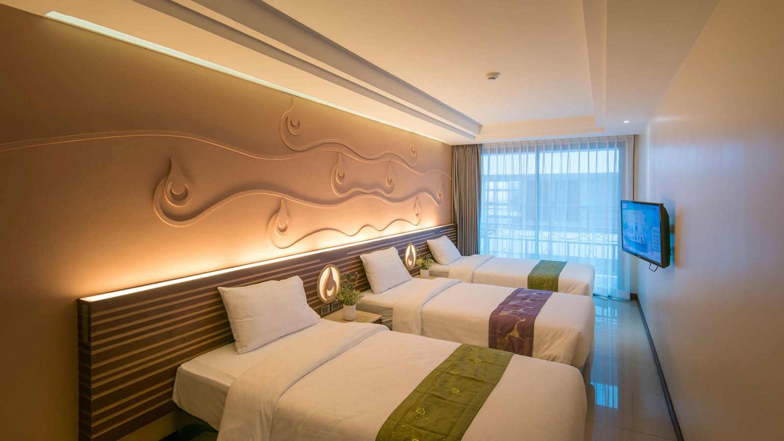 rooms-superior-room