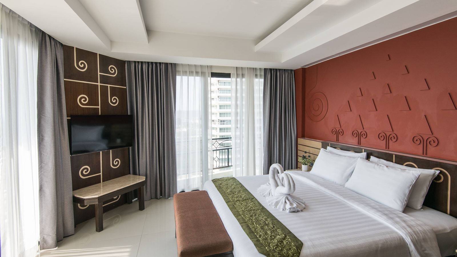 rooms-superior-room
