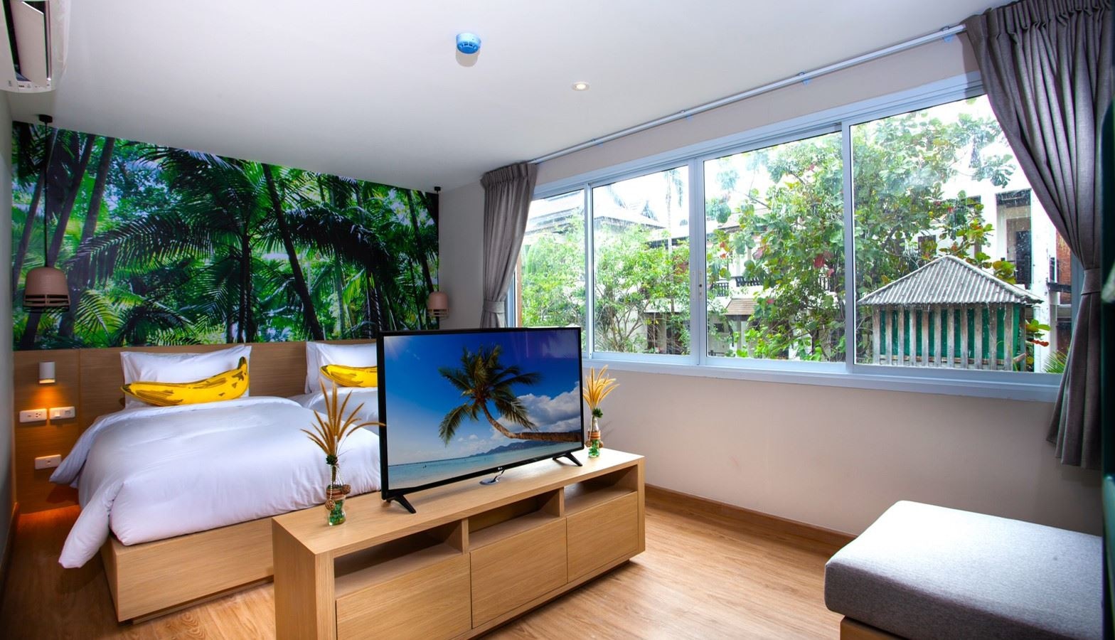 rooms-family-room