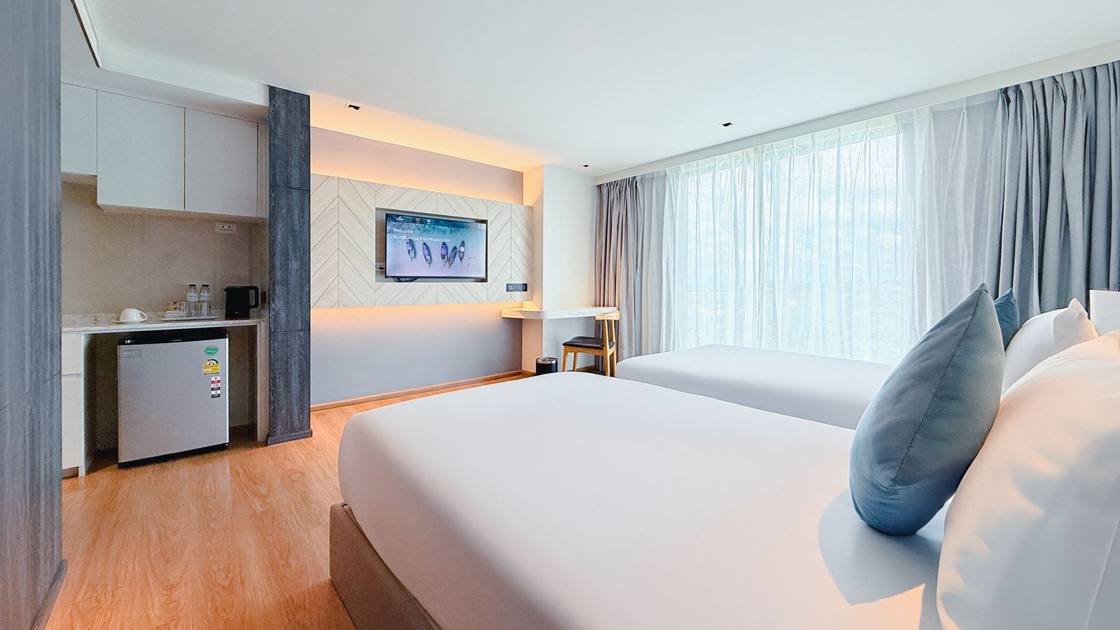 rooms-superior-room