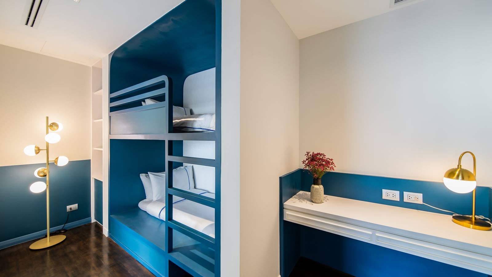 rooms-family-room