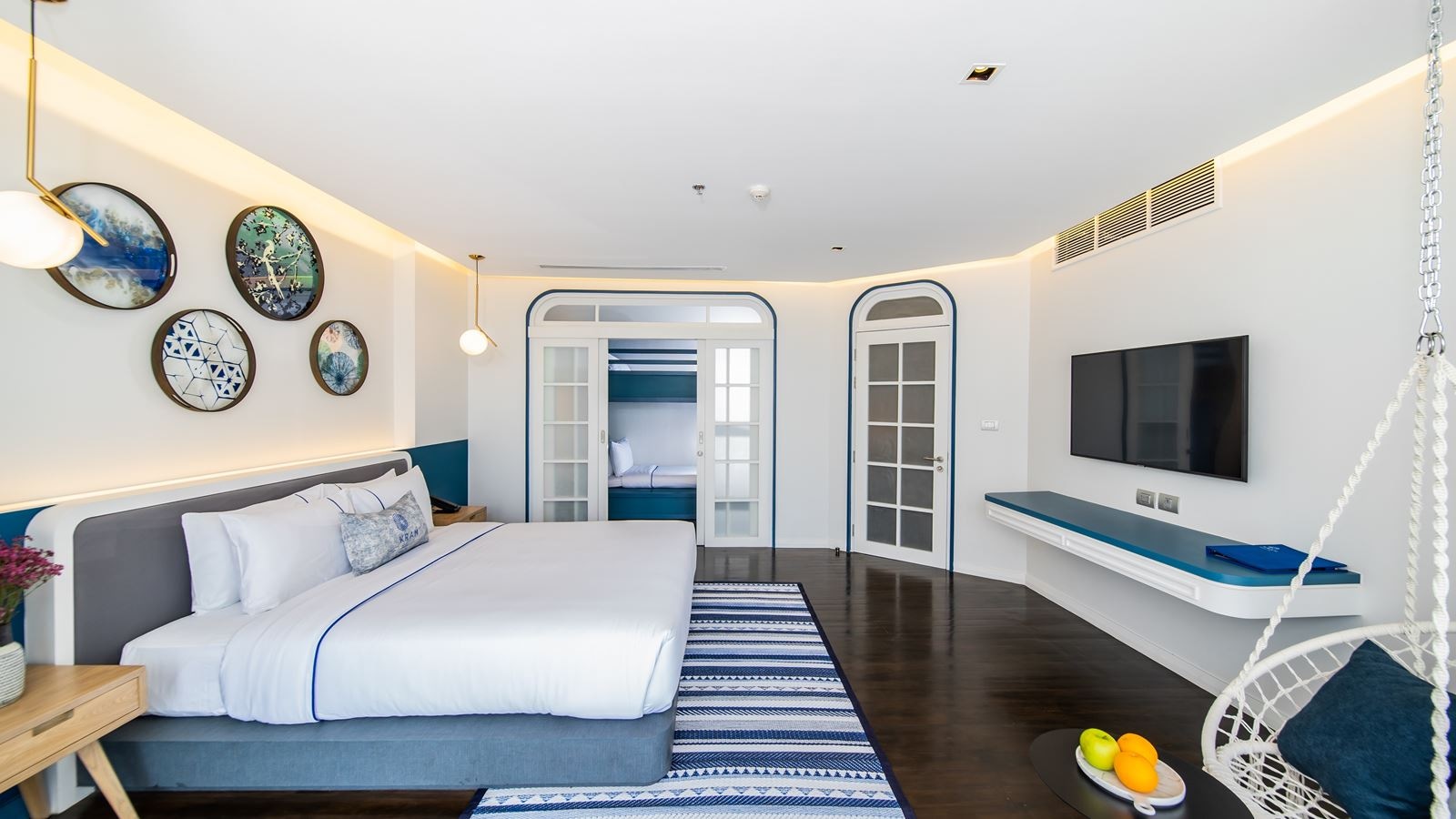 rooms-family-room