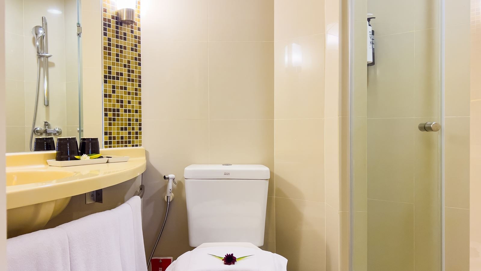 rooms-standard-room