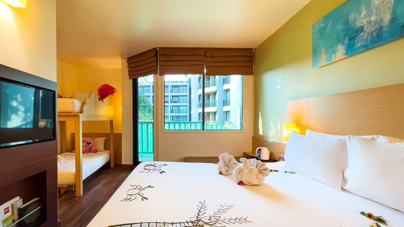 rooms-family-room