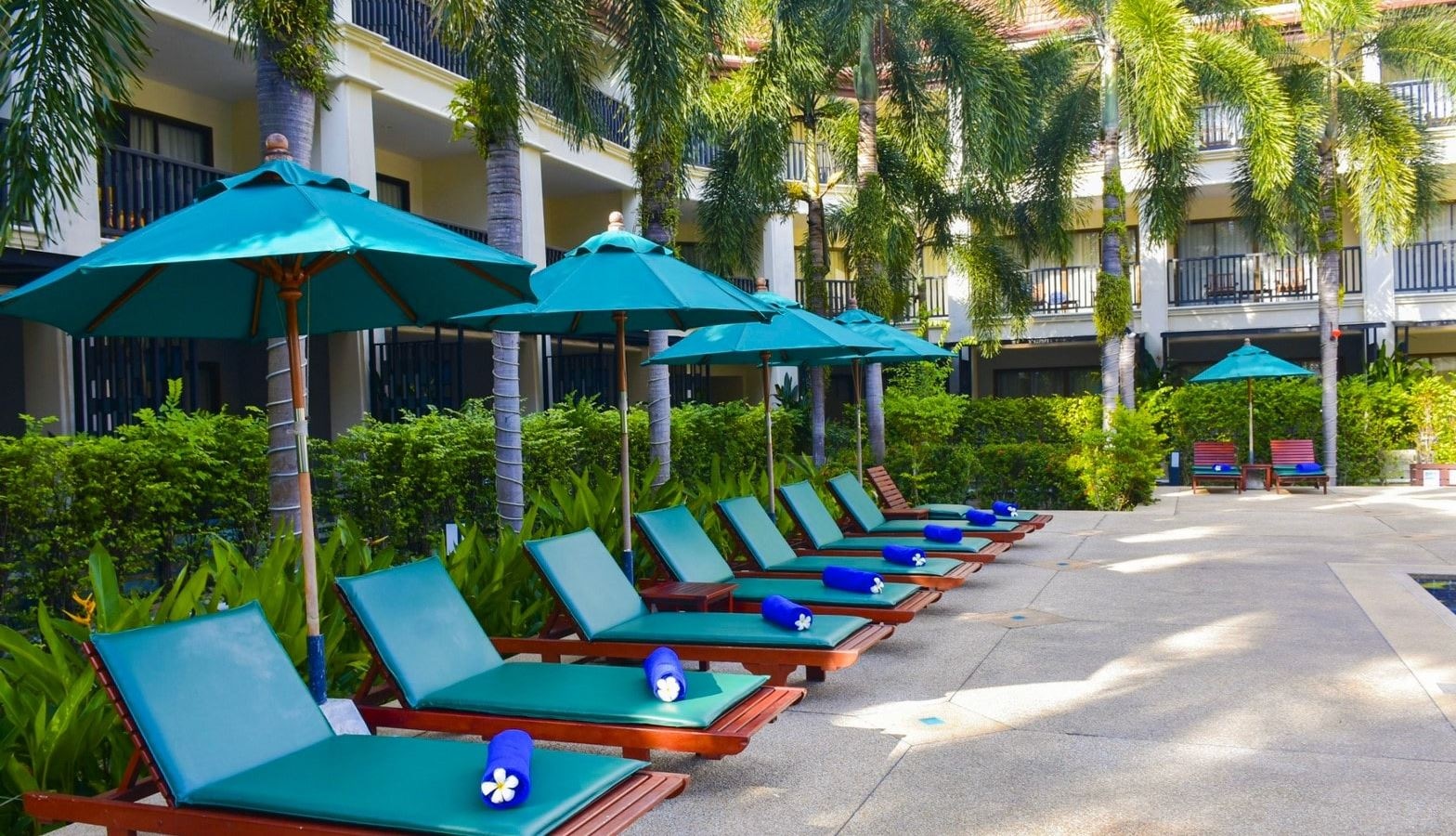 pools-outdoor-pool