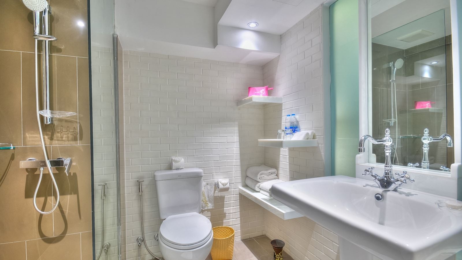 rooms-premier-room