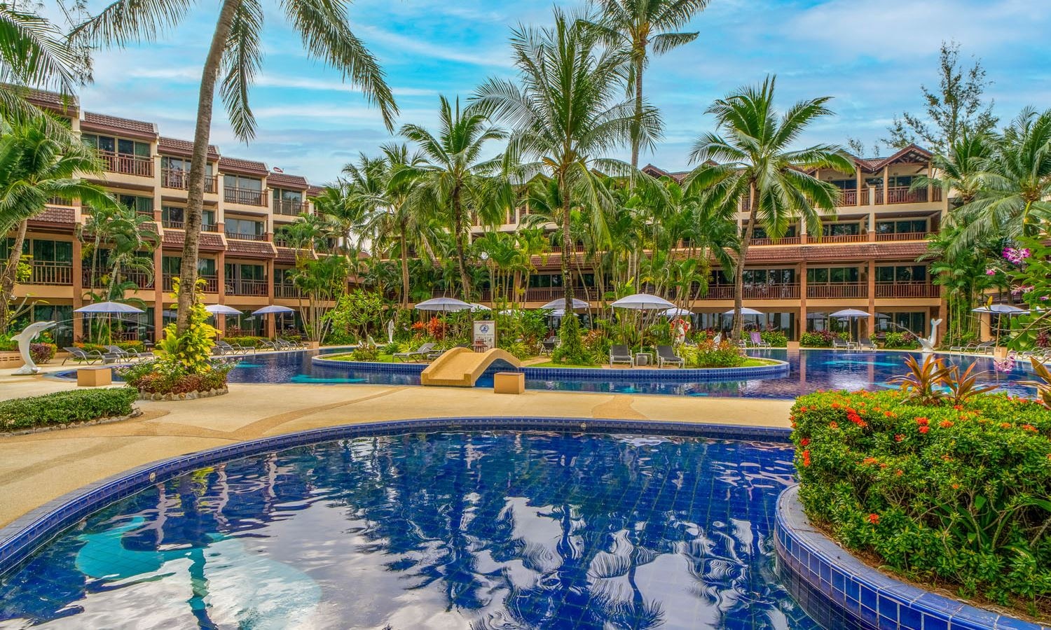 pools-outdoor-pool