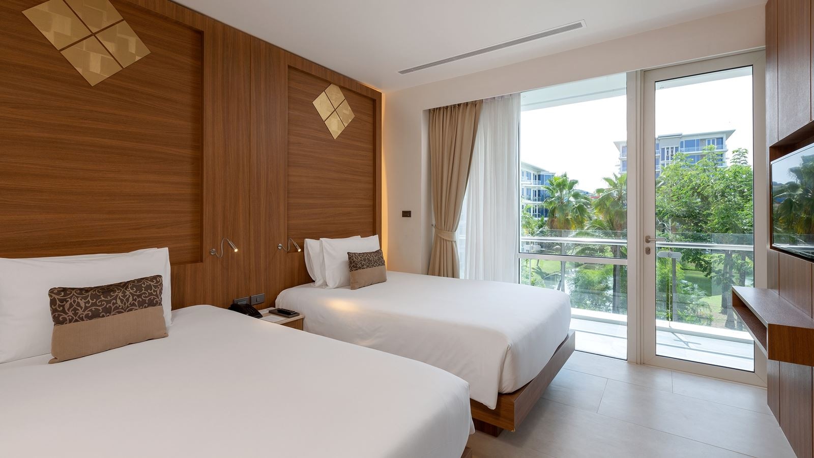 rooms-2-bedroom-residence