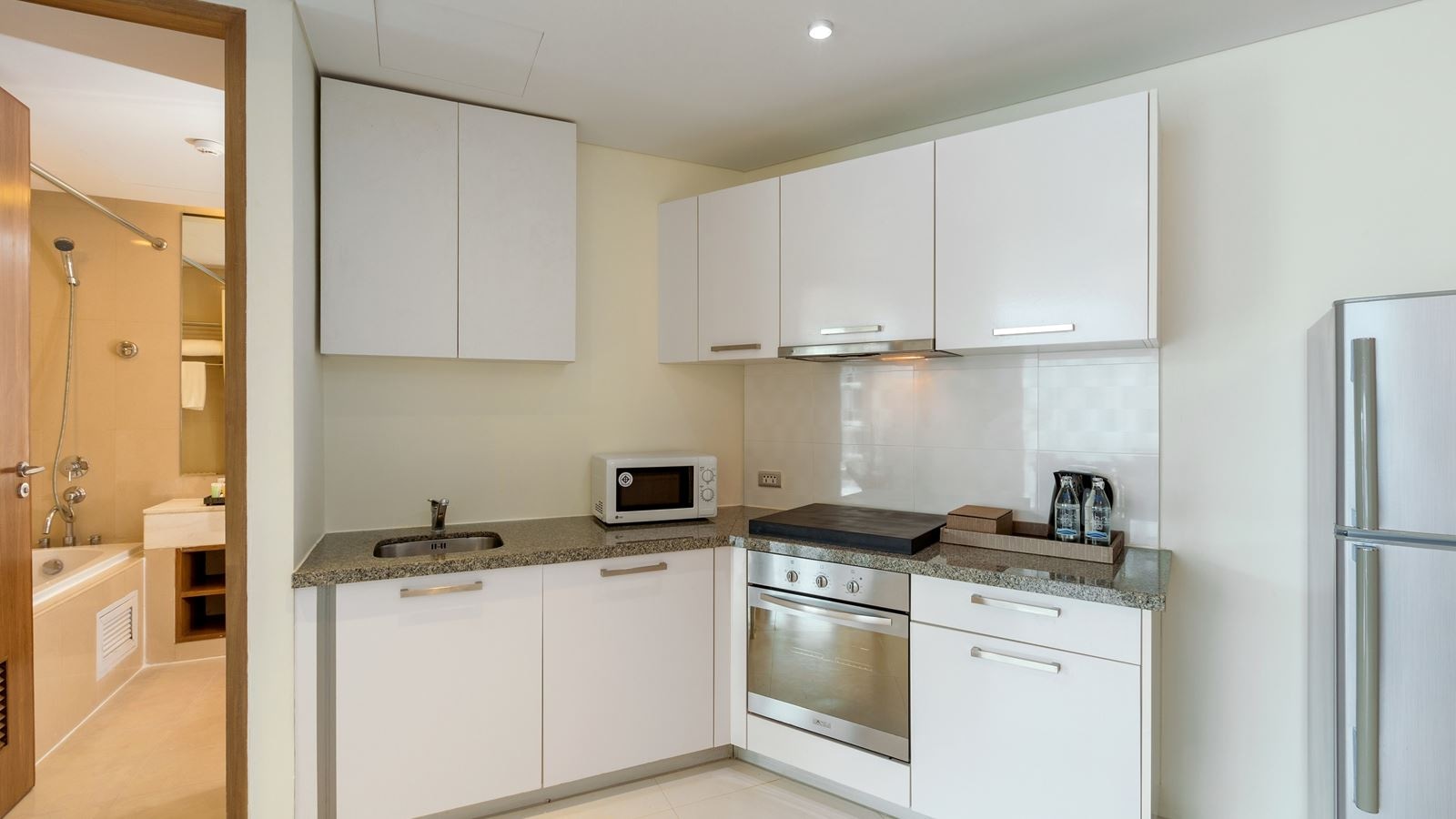 rooms-2-bedroom-apartment-with-kitchen