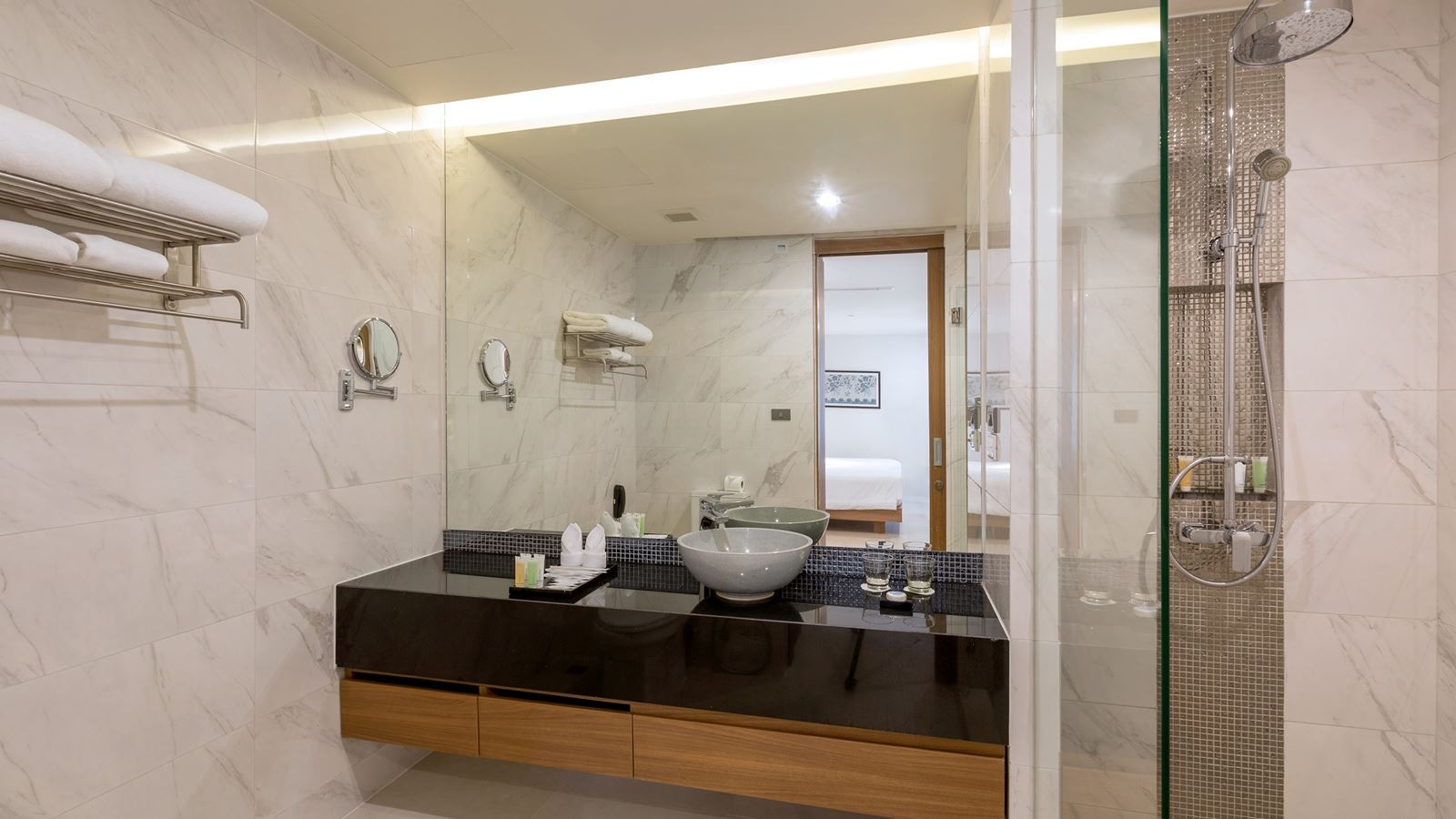 rooms-3-bedroom-penthouse-pool-suite