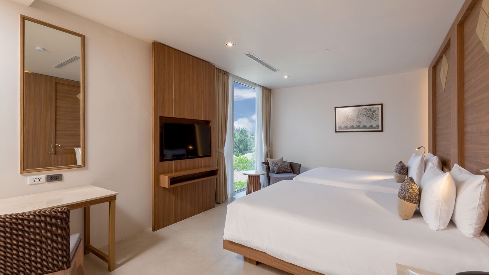 rooms-3-bedroom-penthouse-pool-suite