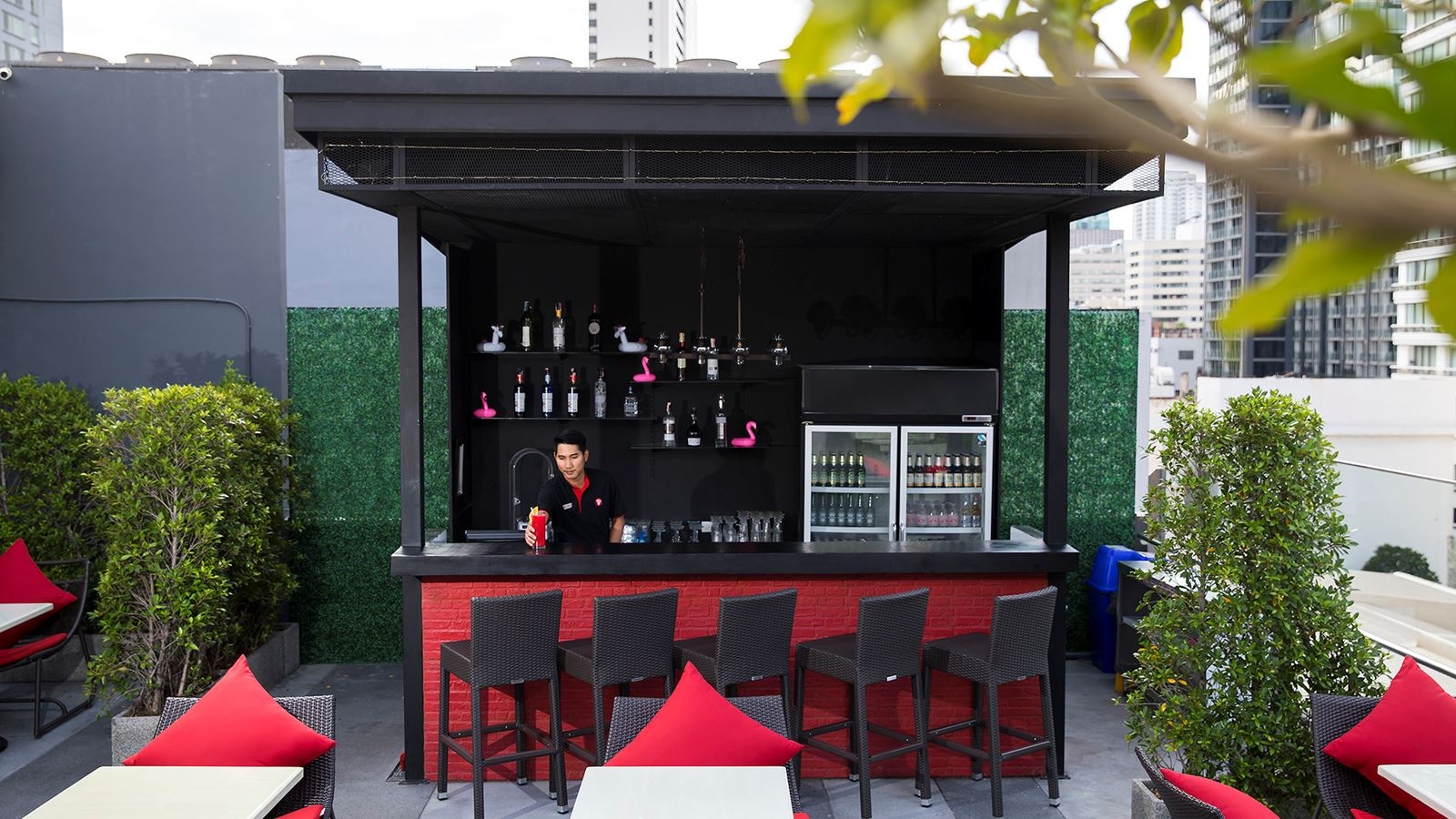 bars-the-lodge
