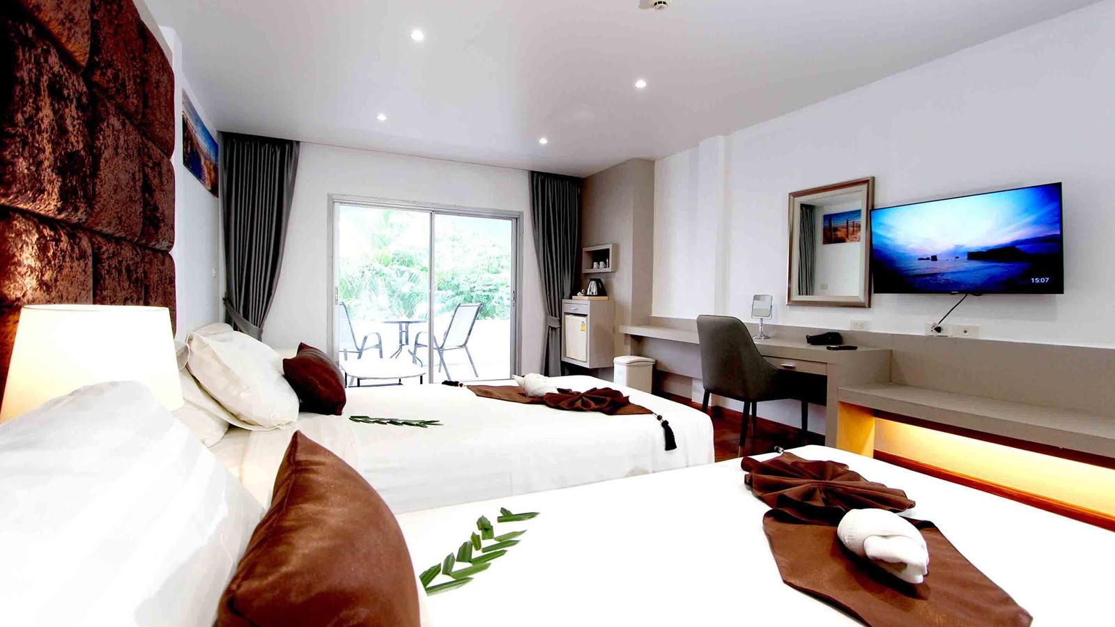 rooms-junior-suite