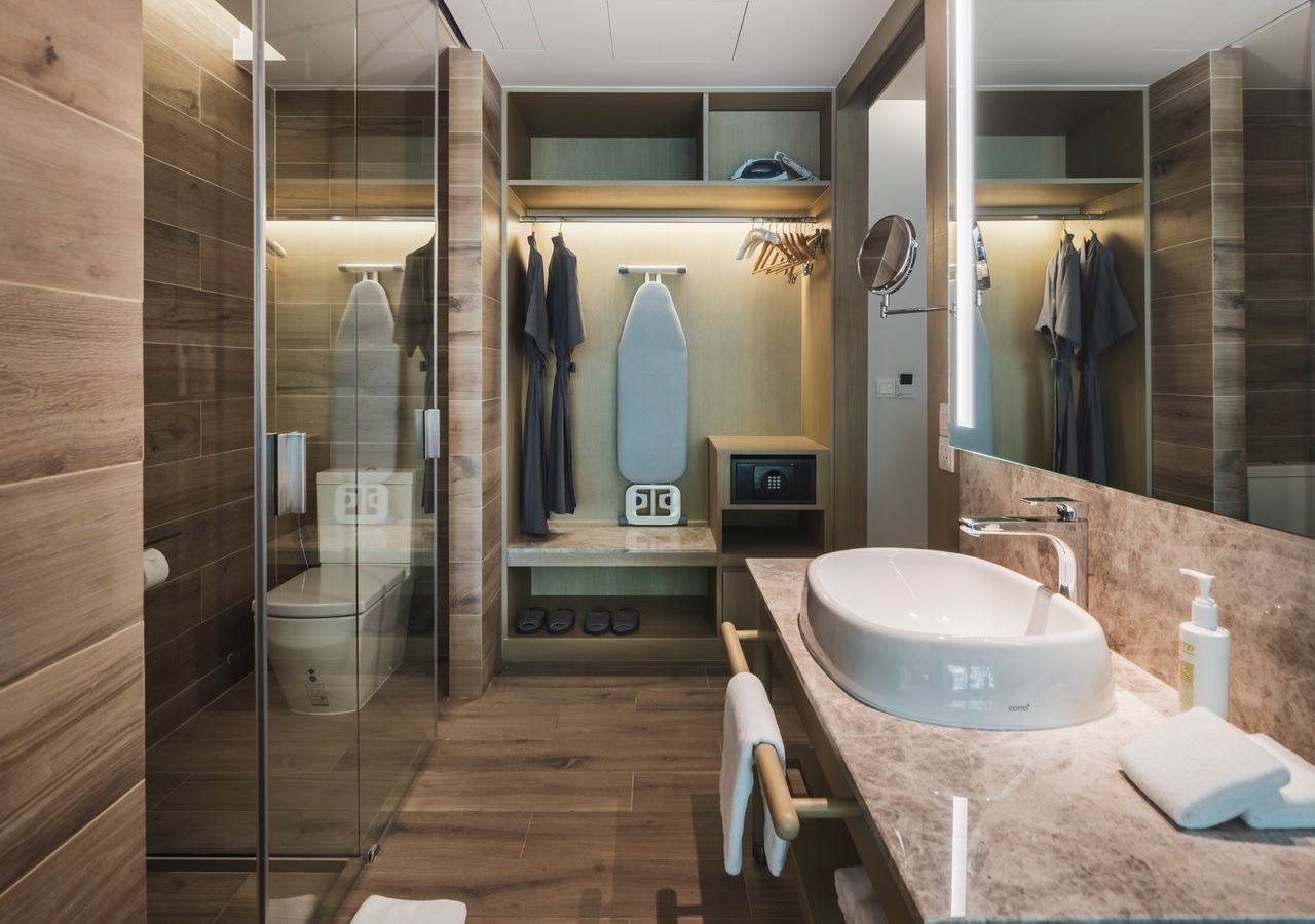 rooms-deluxe-pool-access