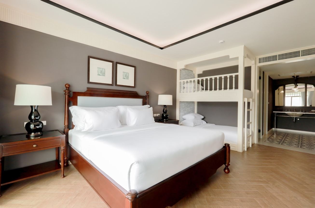 rooms-family-room