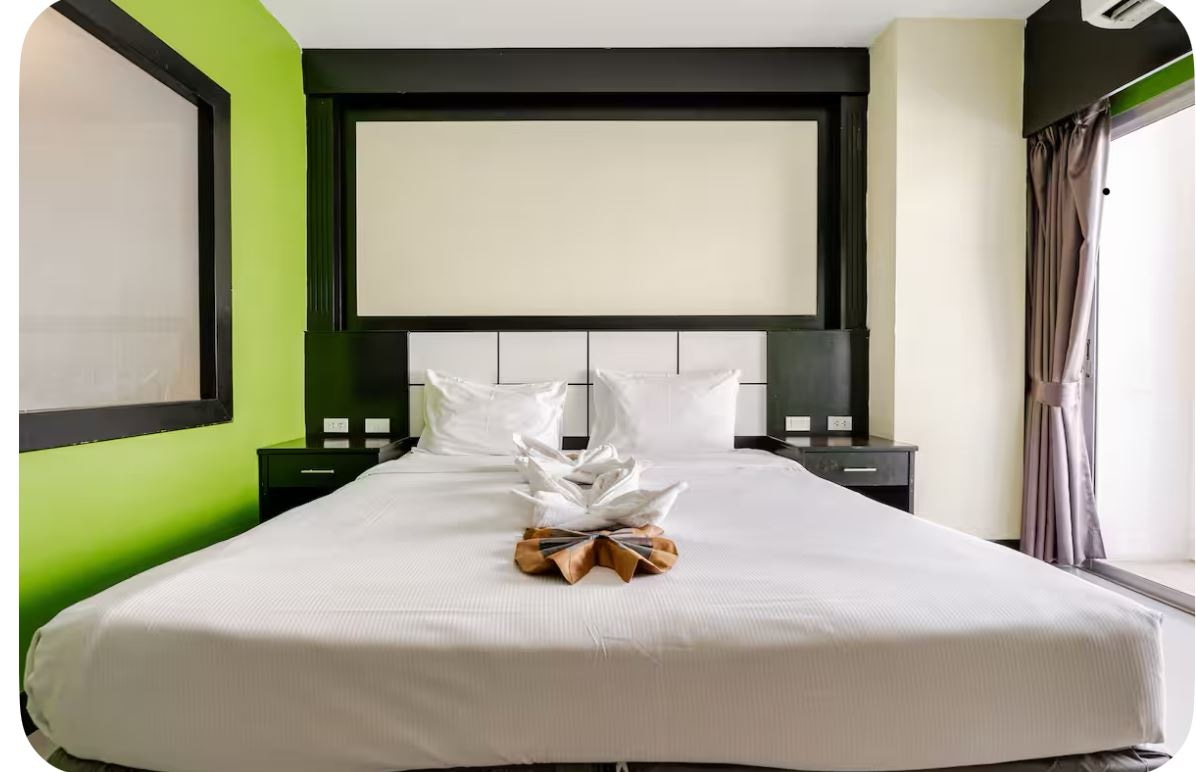 rooms-superior-room