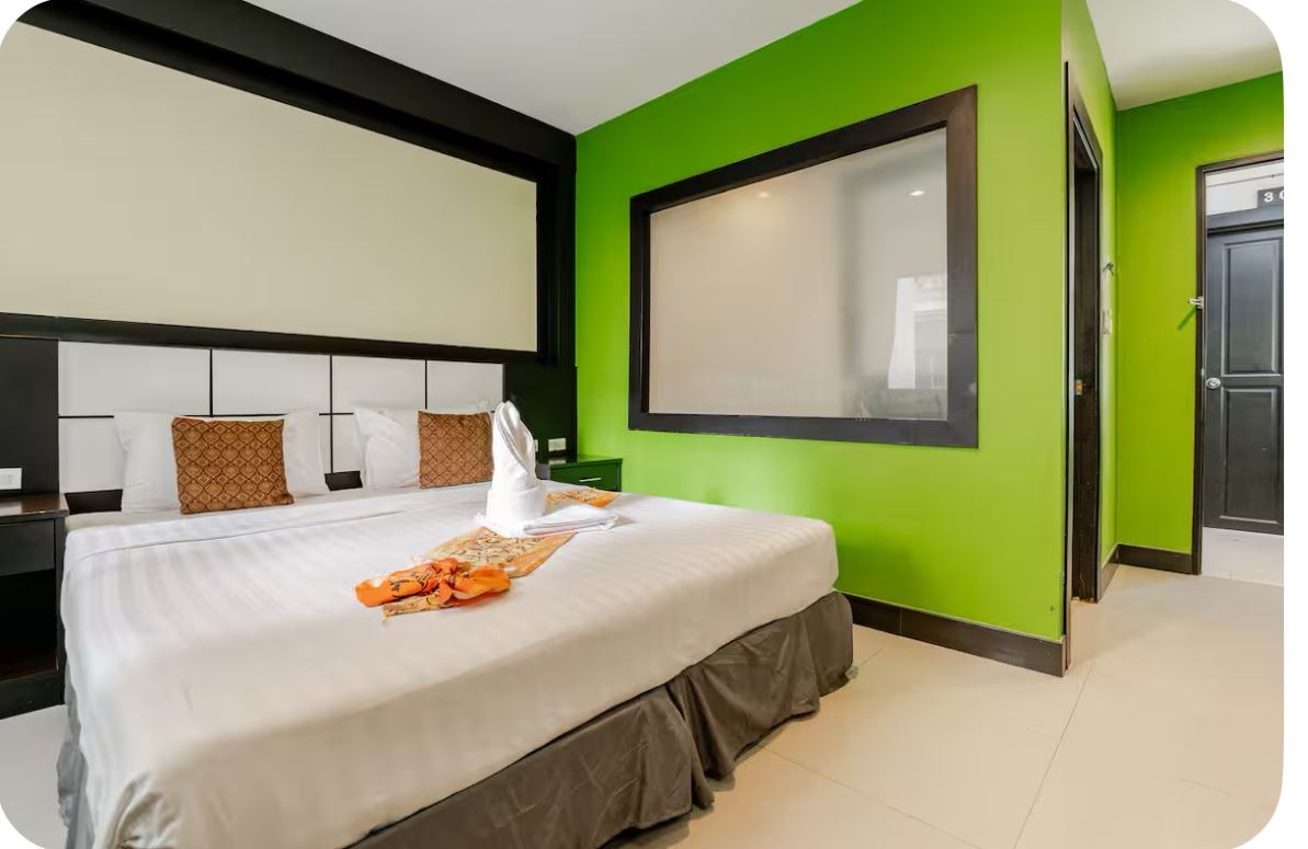 rooms-superior-room