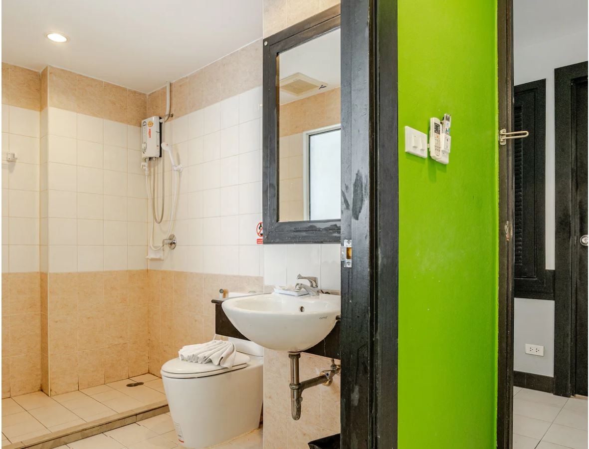 rooms-deluxe-room