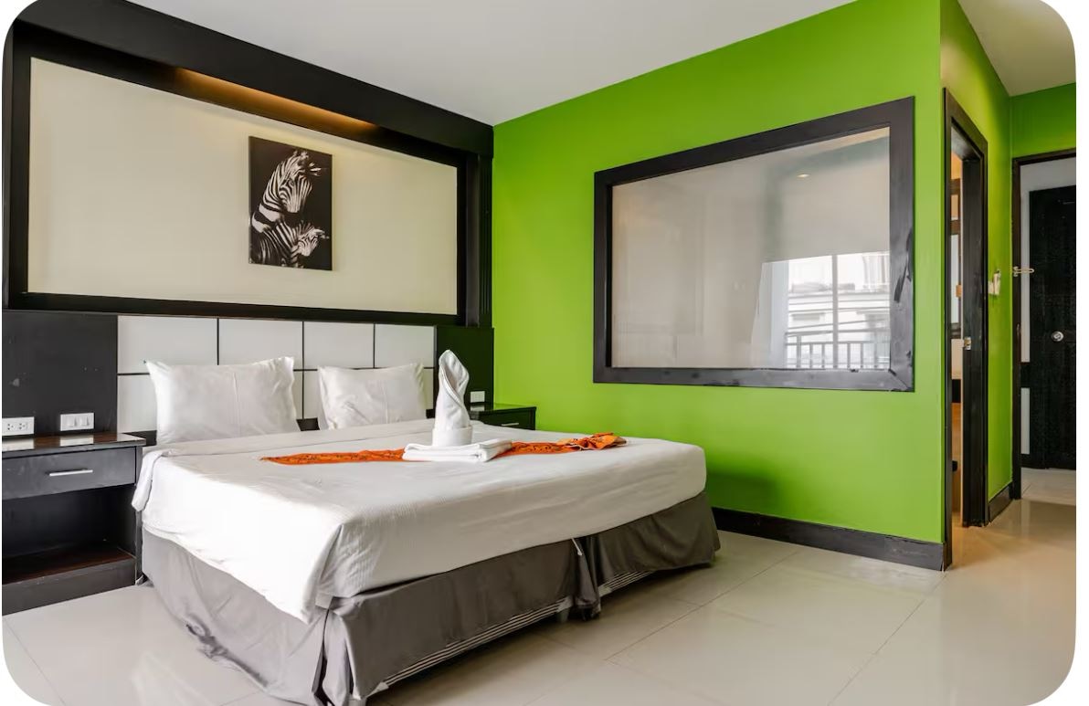 rooms-superior-room