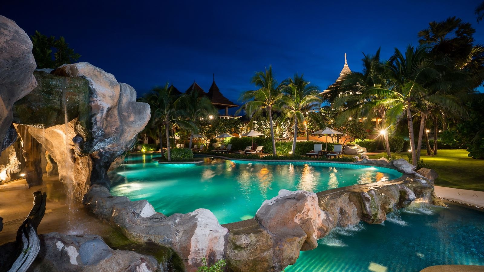 pools-outdoor-pool