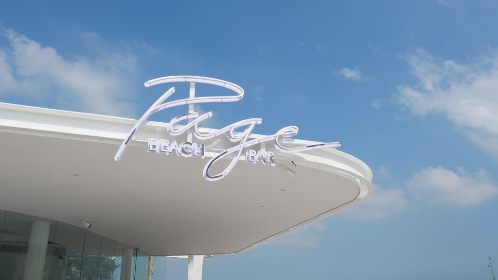 restaurants-page-beach-bar