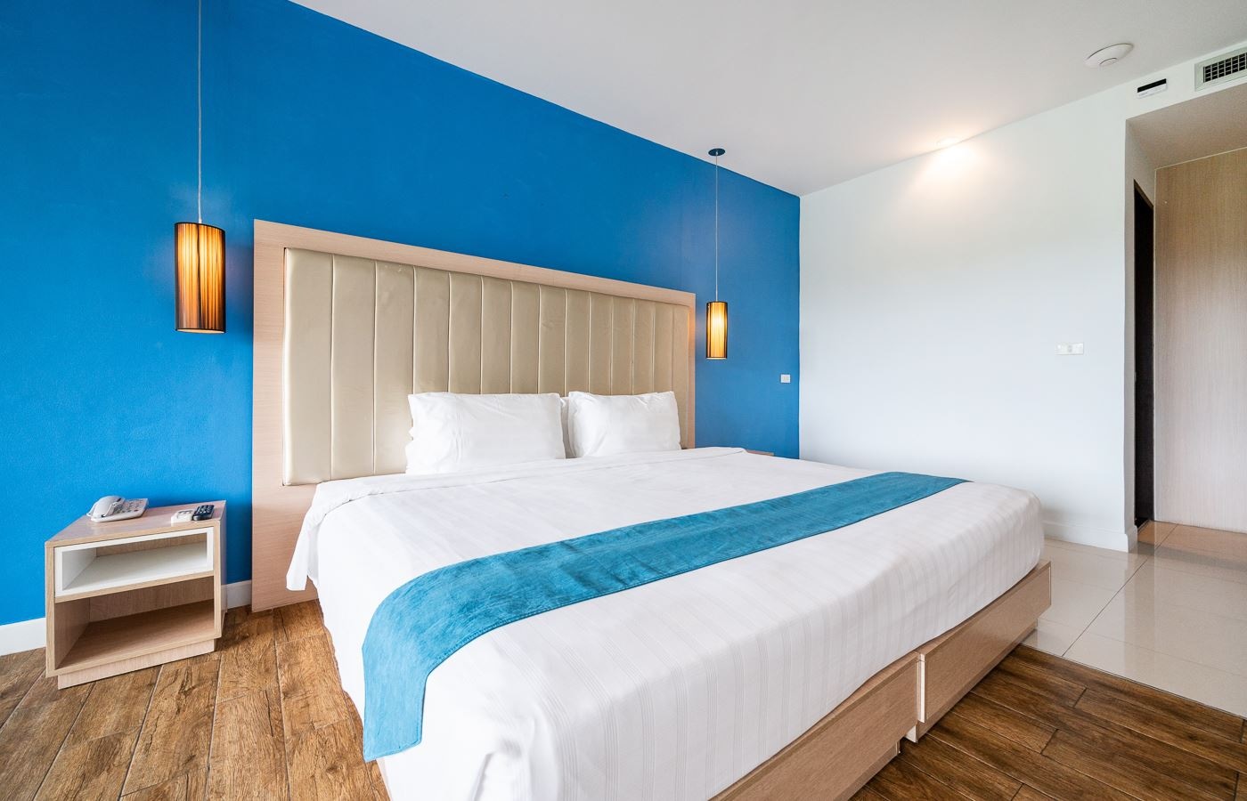rooms-studio-room