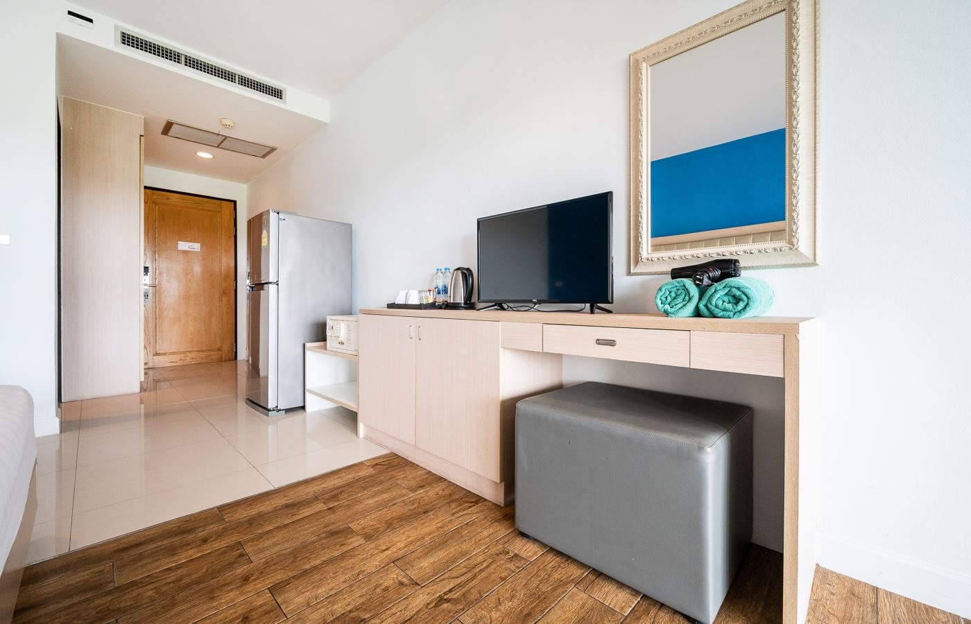 rooms-studio-room