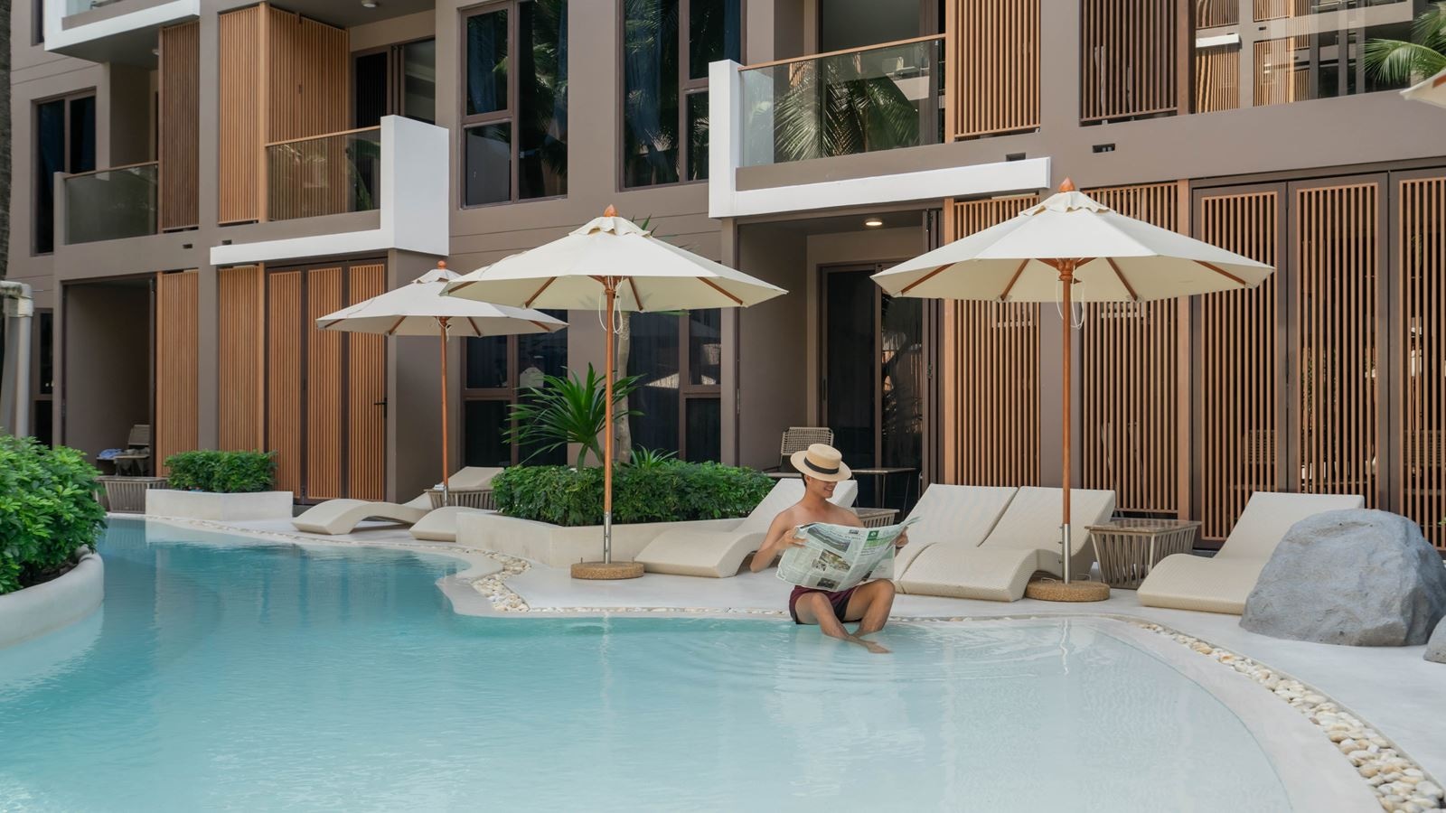 rooms-marin-island-pool-access