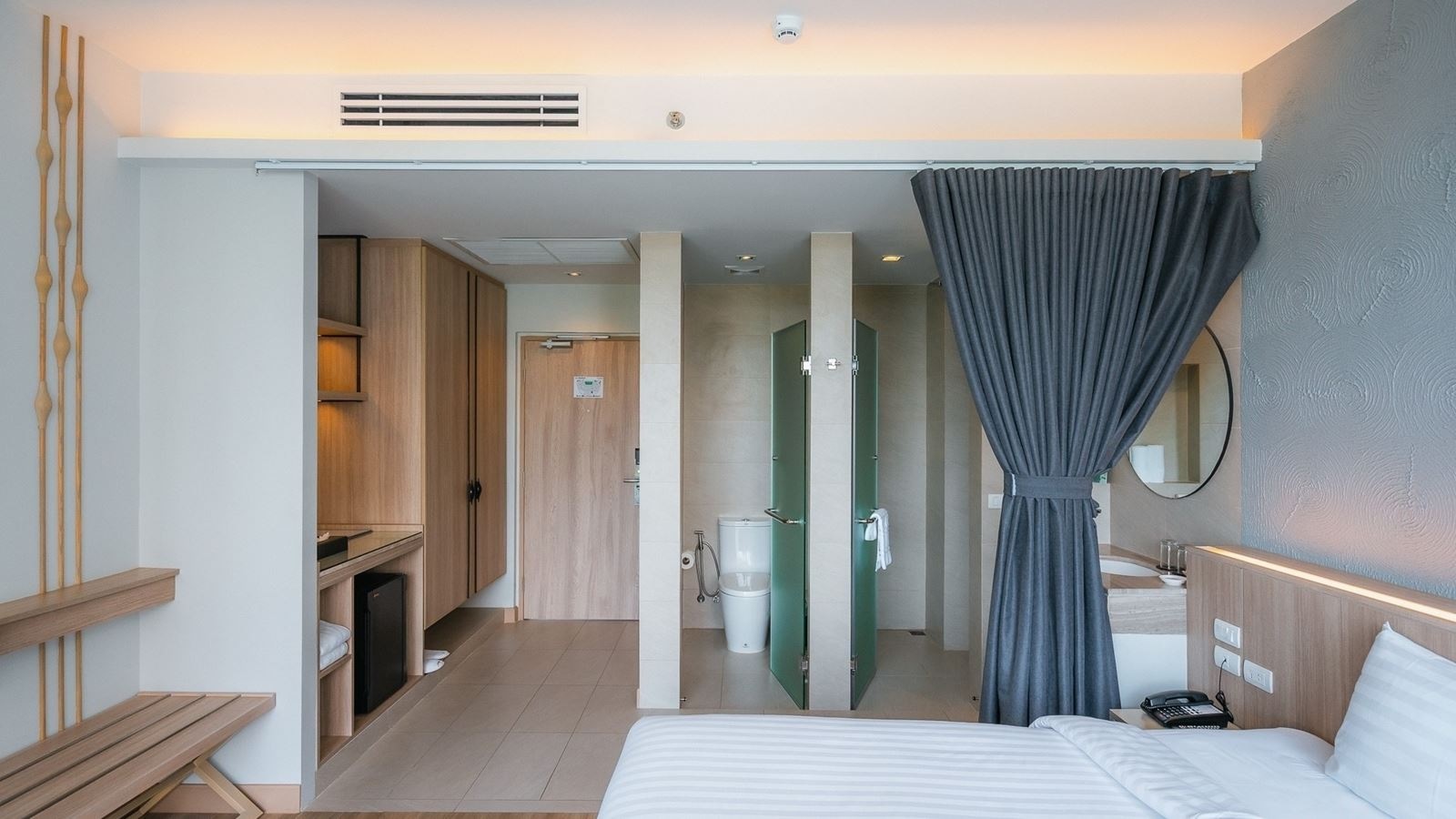 rooms-studio-room