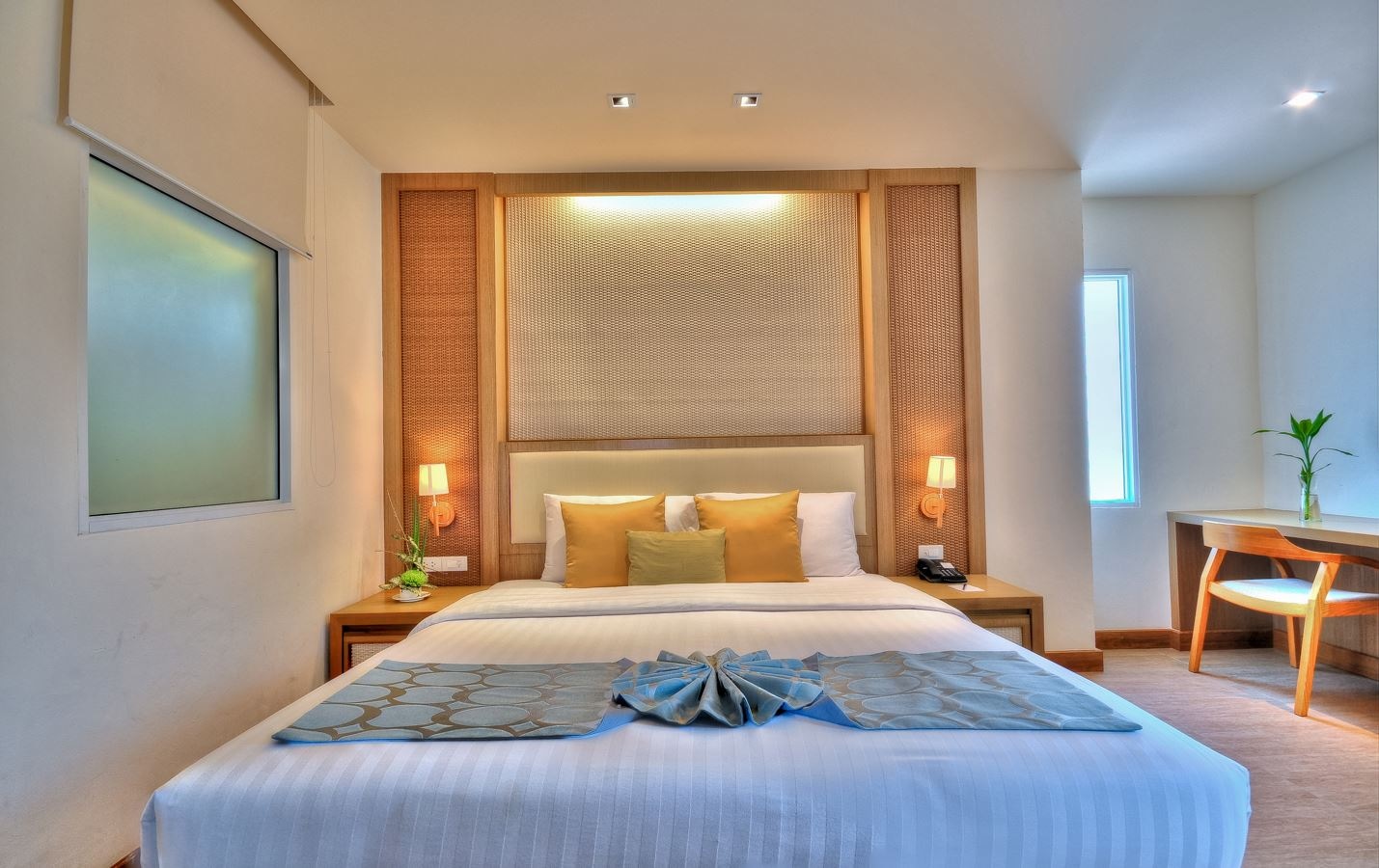 rooms-superior-room