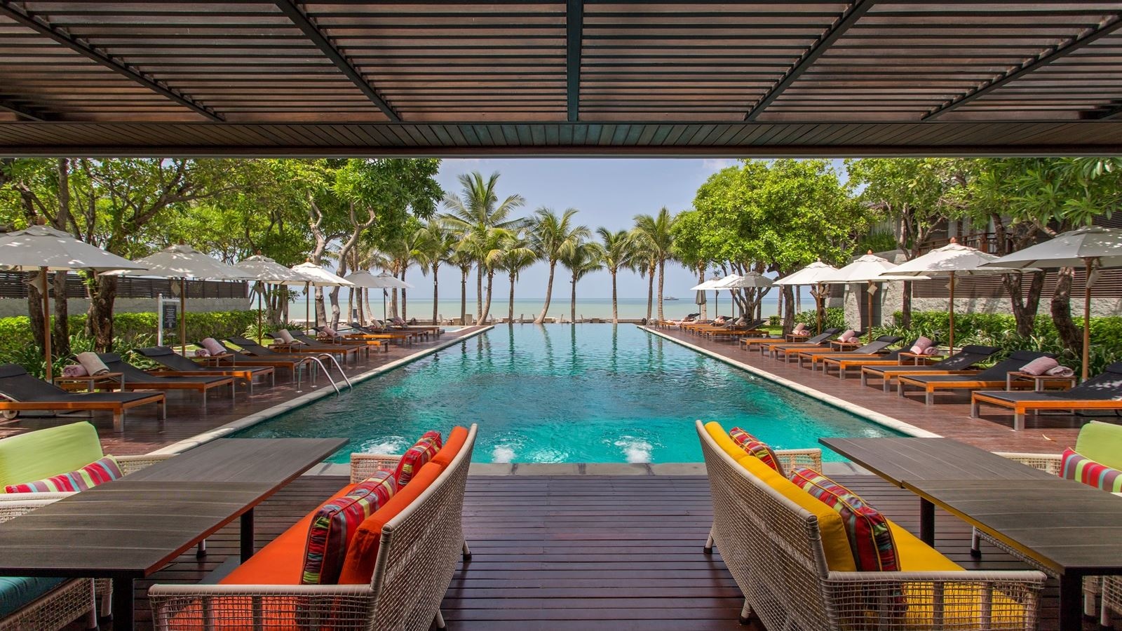 restaurants-rest-scene