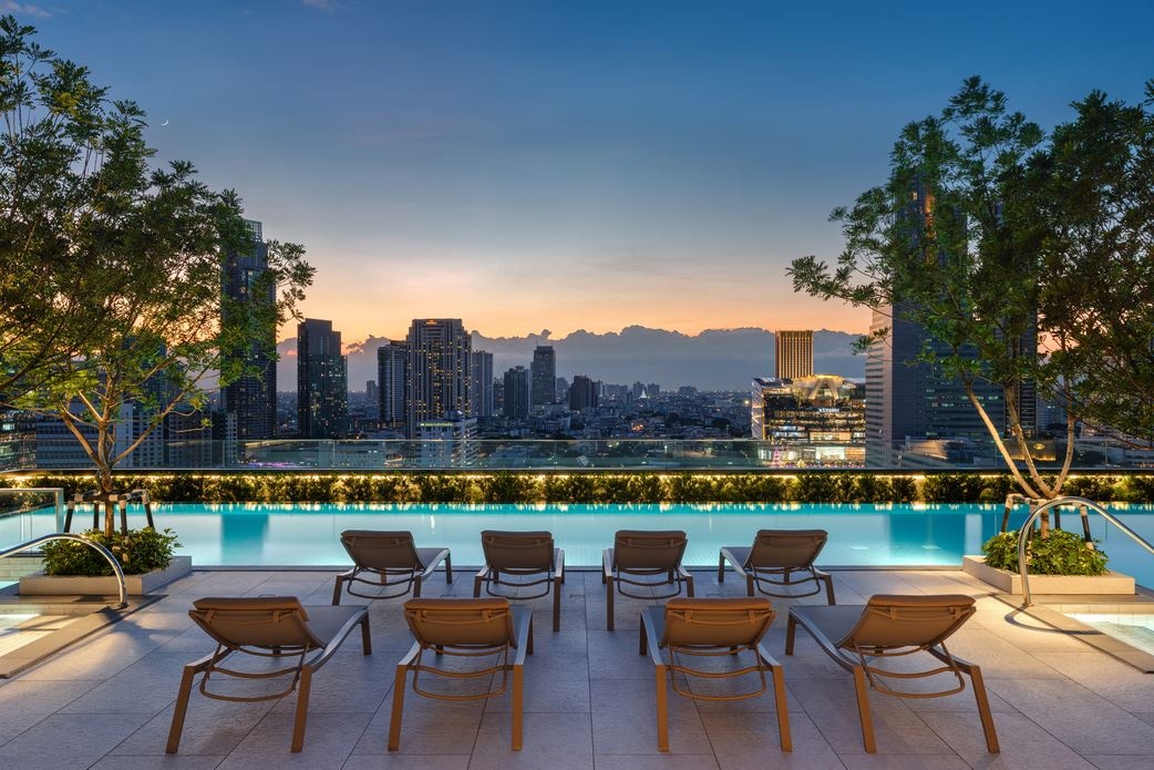 pools-outdoor-pool