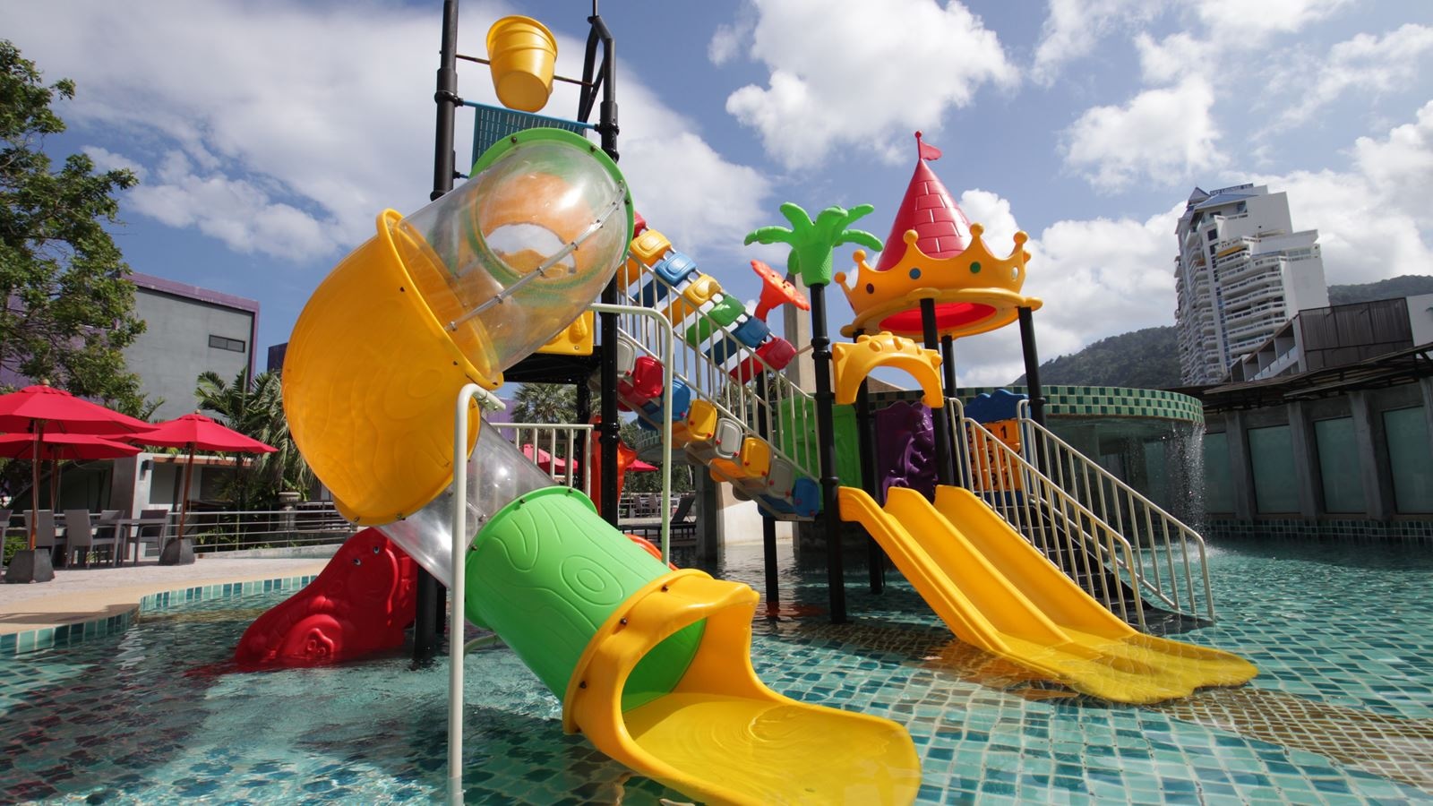 pools-outdoor-childrens-pool